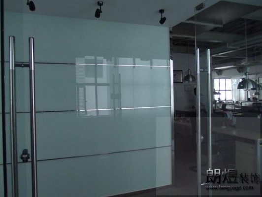 辦公室裝修大門材料應該如何選擇？【經驗分享】