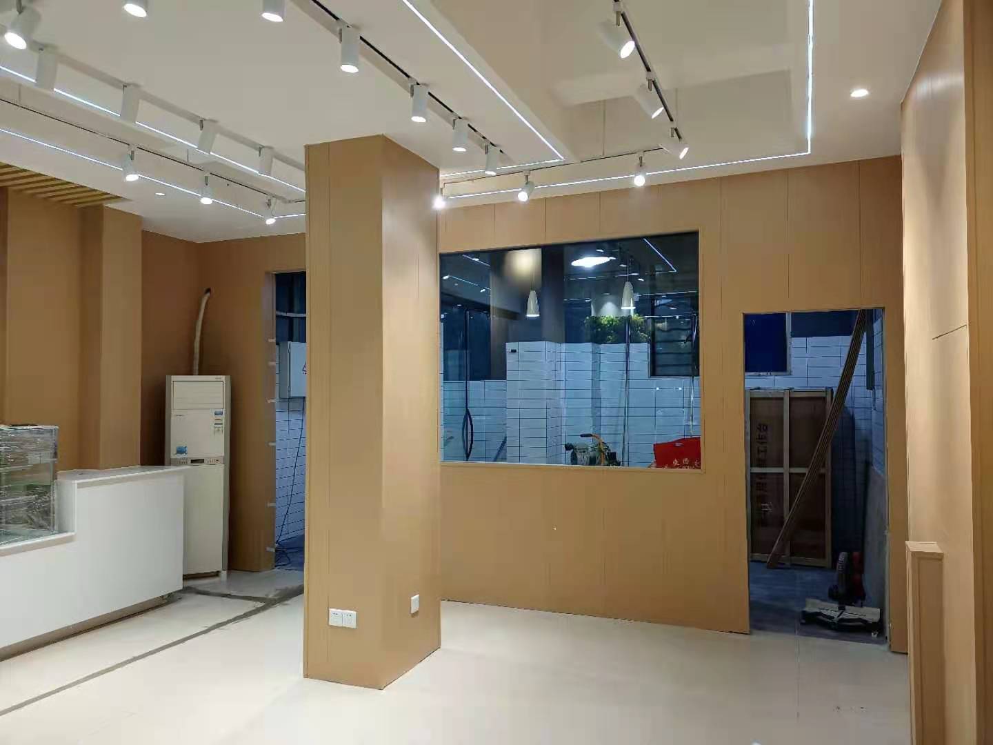 烘培店后廚裝修實景圖